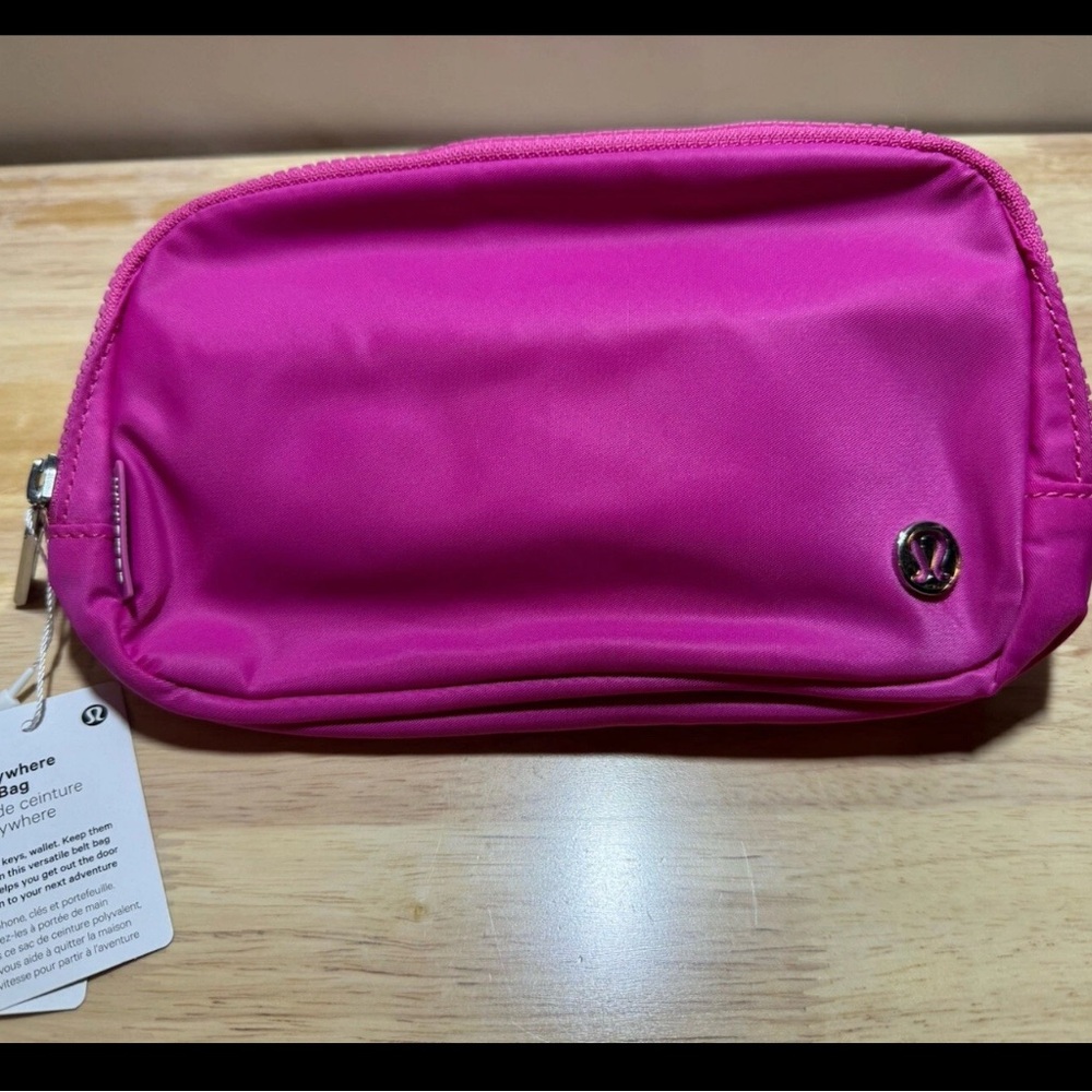 Lululemon NWT Everywhere Belt Bag - Sonic Pink - Hot Pink